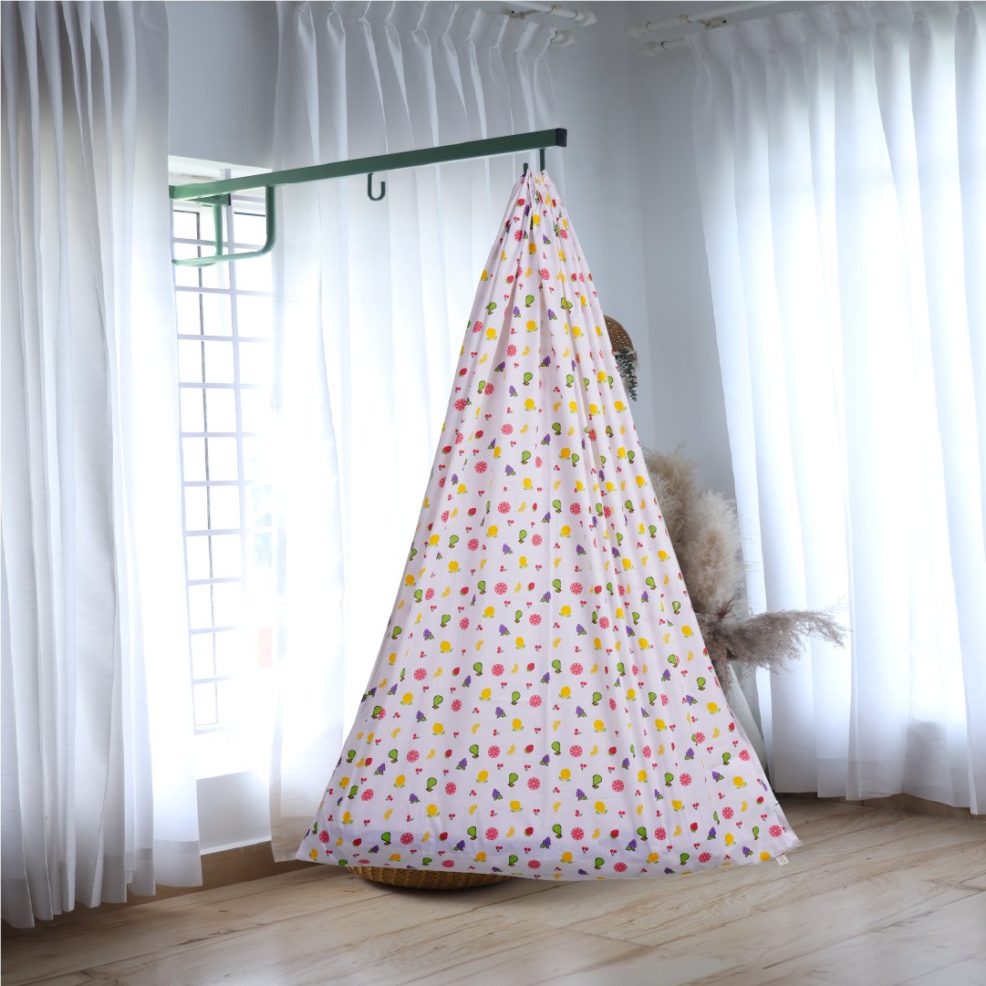 White Fruity Cradle with Window Hanger Set